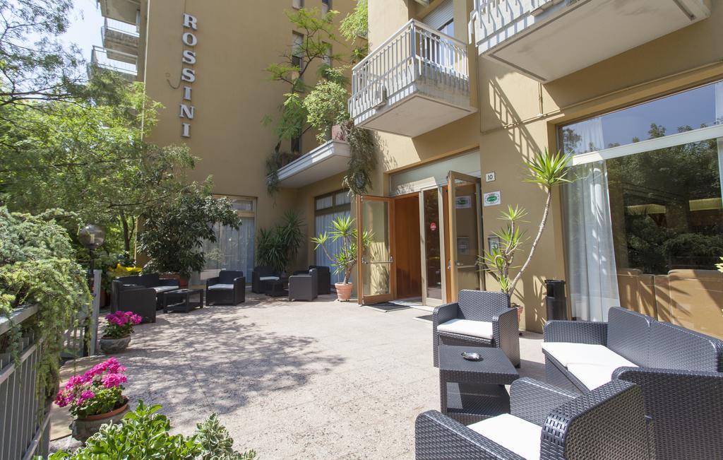 Hotel Rossini Tabiano Terme Екстериор снимка